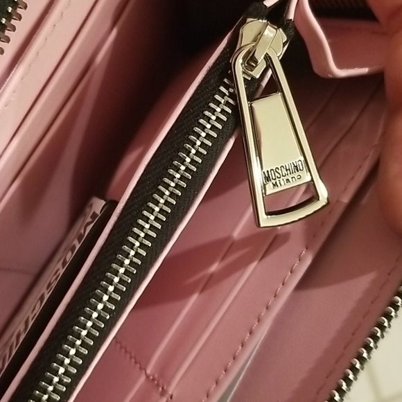 💕MOSCHINO💕 Space Ship Bear Zip Around Wallet Pink NWT 100% Leather - Picture 11 of 14